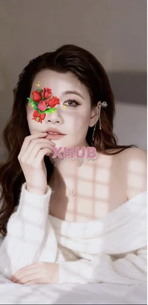 Ảnh bìa Huỳnh Lan Chi