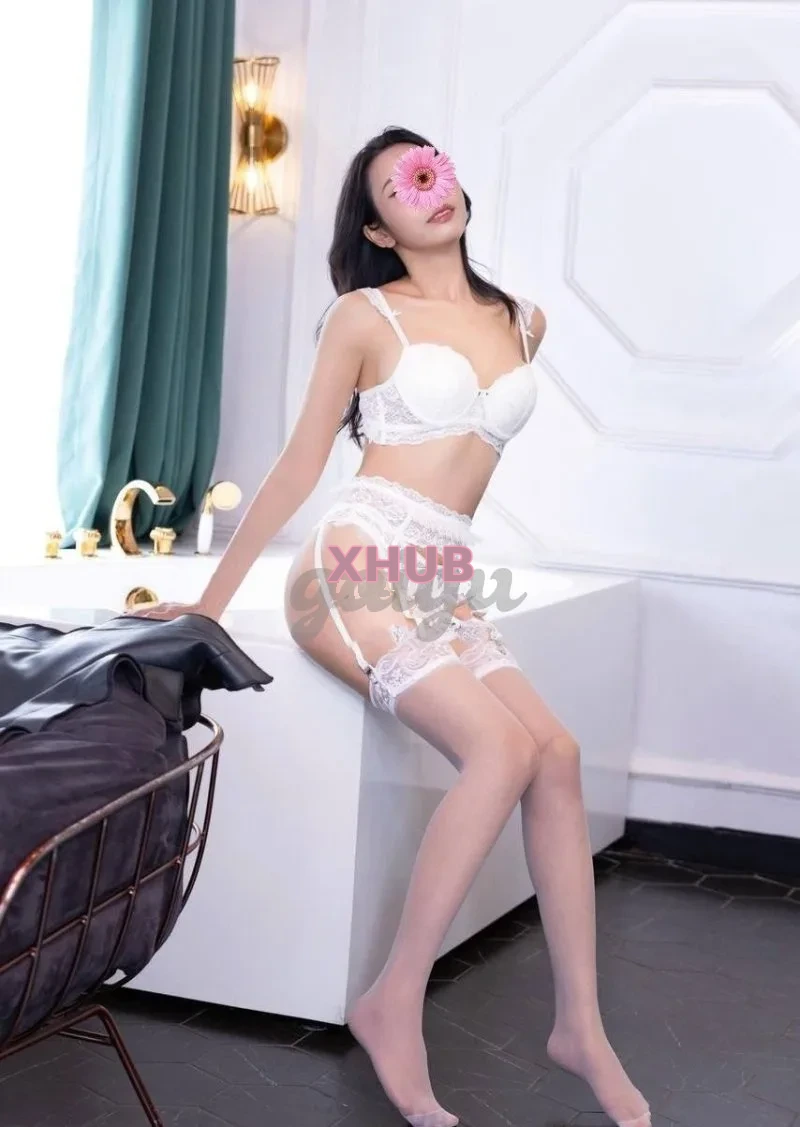 Ảnh bìa BẢO NGỌC