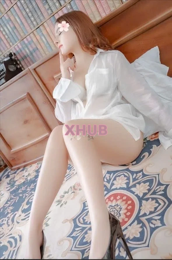 Bích Phương _ Gái gọi chiều khách