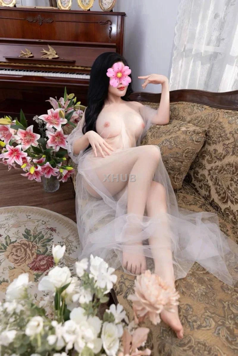 Videos Yến Nhi_ siêu vú khủng gái miền nam xinh đẹp da trắng vui tính dễ thương
