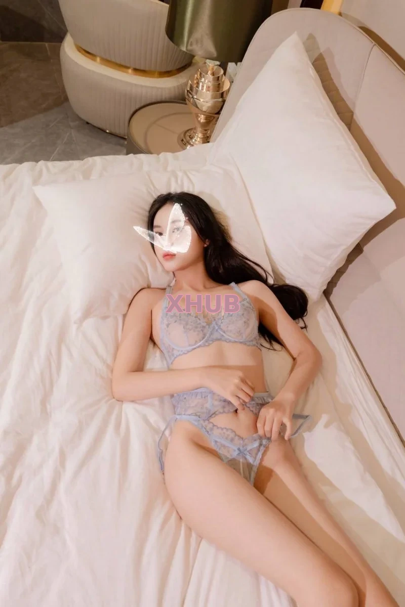 NEW HOTGIRL HÀ LINH - XINH XẮN DÁNG CHUẨN NGƯỜI MẪU
