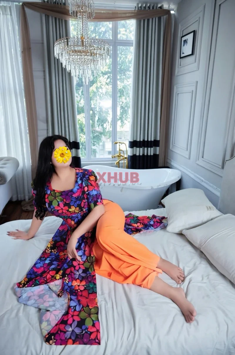 Ảnh bìa Ngọc Oanh