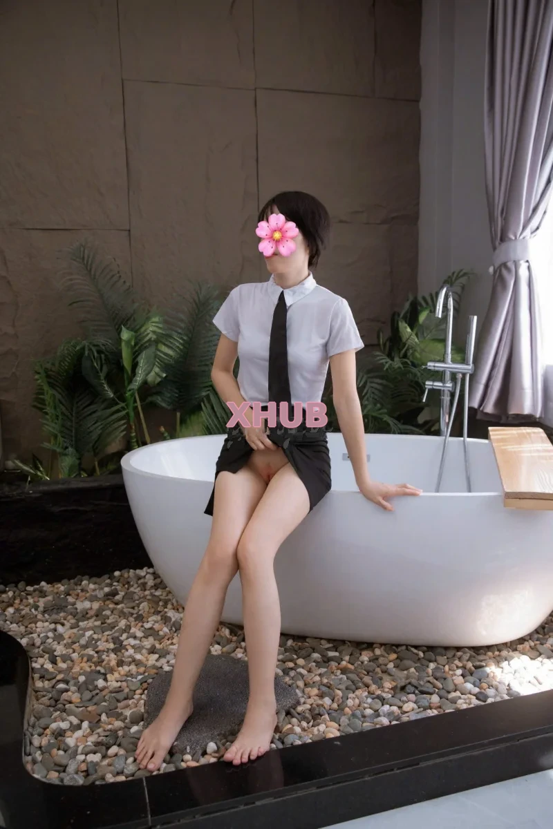 Y Y - XINH DÂM LÀM TÌNH CHUYÊN NGHIỆP