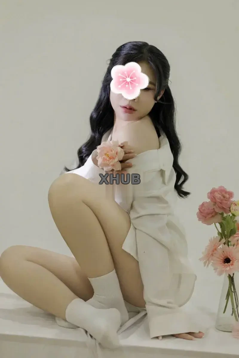 Ảnh bìa THU NGÂN