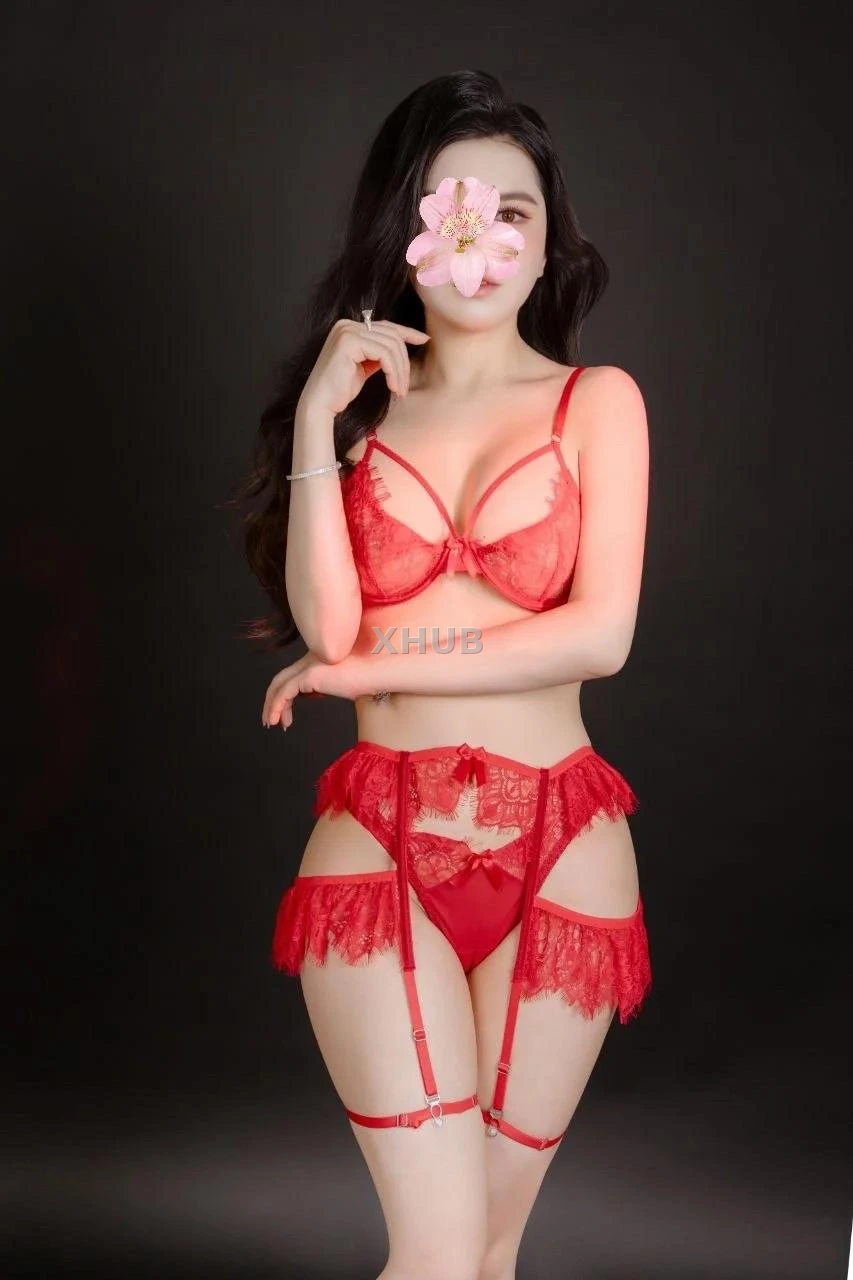 NEW HOTGIRL🔥 DIỄM MY MÔNG BỰ DOGGY BAO PHÊ🔥