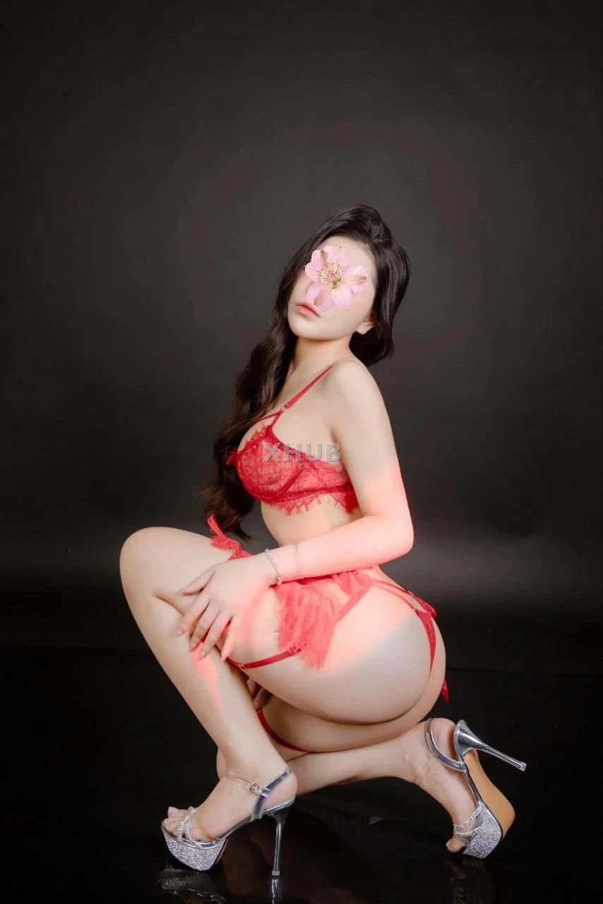 NEW HOTGIRL🔥 DIỄM MY MÔNG BỰ DOGGY BAO PHÊ🔥