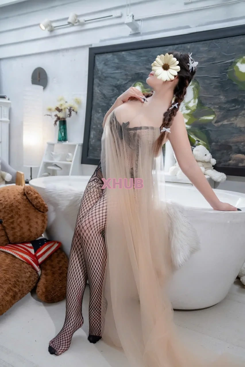 KIỂU VY - MẶT XINH VÚ TO CỰC DÂM FULL SERVICE